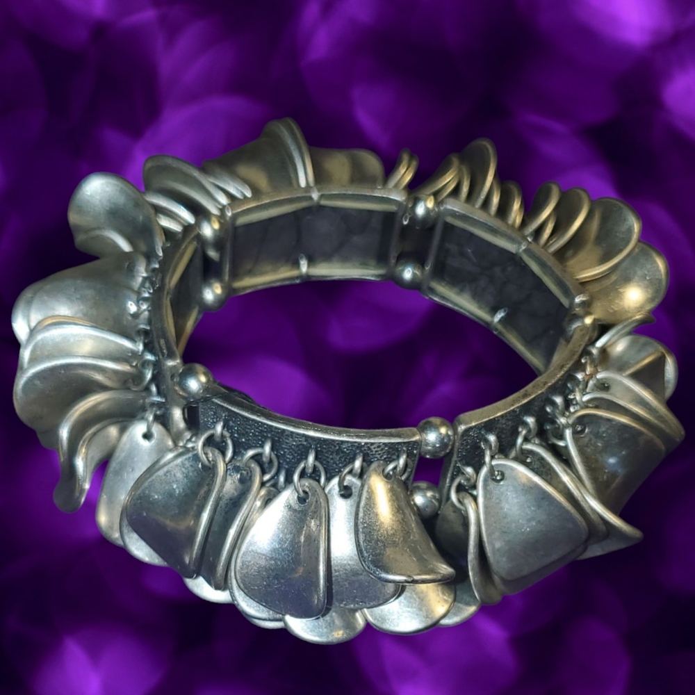 Elegant Silver Women's Bracelet